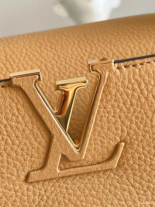 CAPUCINES LOUIS VUITTON MM 1230